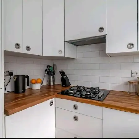 2 Bedroom Canal View, Near Kings Cross & Camden London Exterior photo